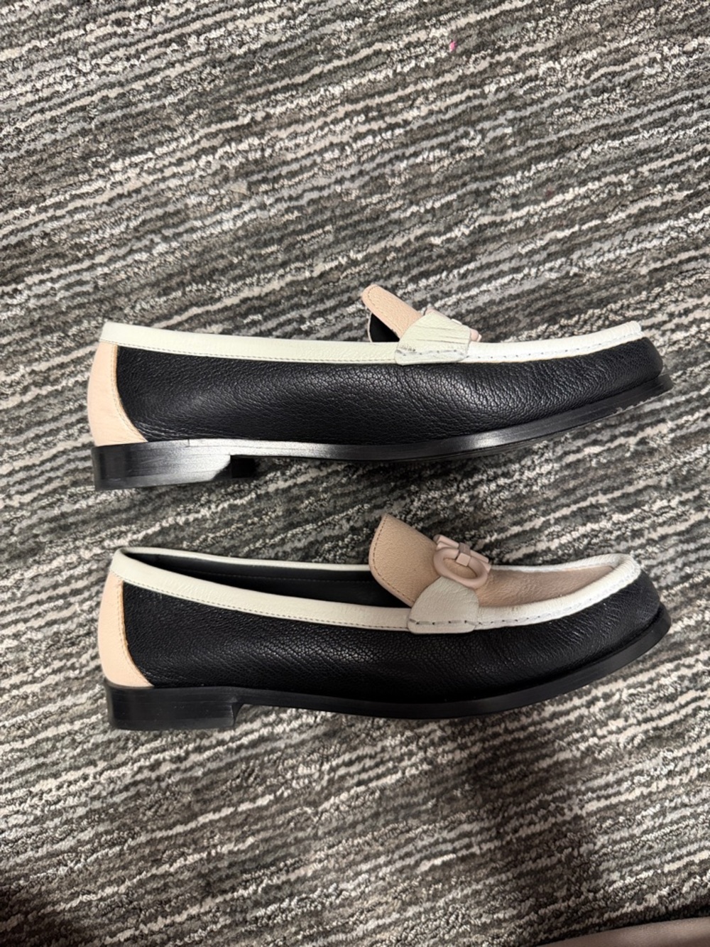 Salvatore Ferragamo Blush Pink and White Leather Gancini Loafers - Picture 2 of 5